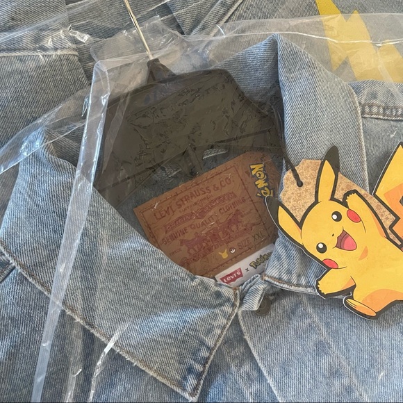 XXLARGE LEVI'S X POKEMON STONE VINTAGE FIT TRUCKER JACKET PIKACHU UNISEX 2XL - Picture 10 of 10